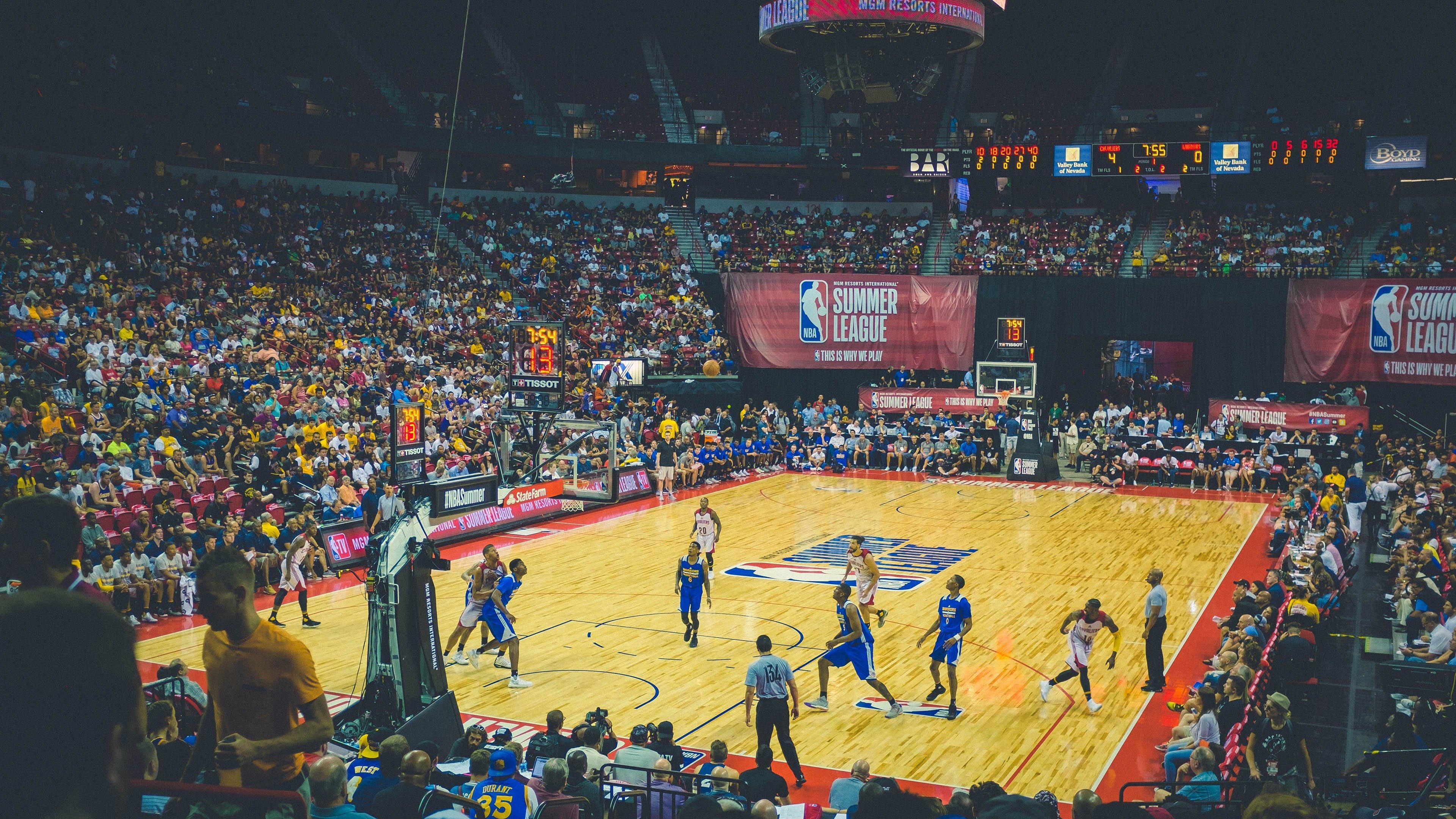 武磊独造三球挽狂澜，中国队险胜越南破除魔咒